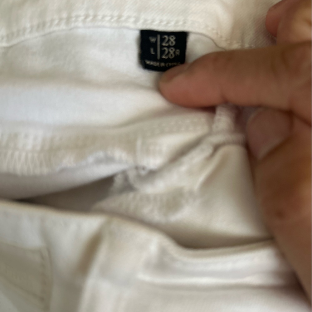ABERCROMBIE  & FITCH WHITE SKINNY JEANS - Picture 2 of 3